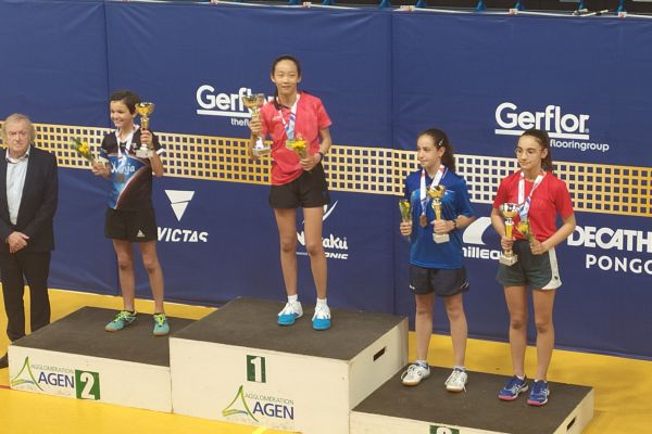 podium-simple-mf92C43445-8A84-5216-492C-5973284ADF5D.jpg